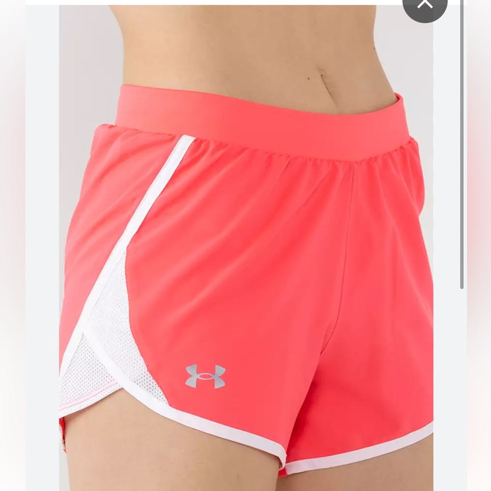 Under Armor Woman’s Athletic Shorts. Under Armor Fly By 2.0 short Size XS Pink